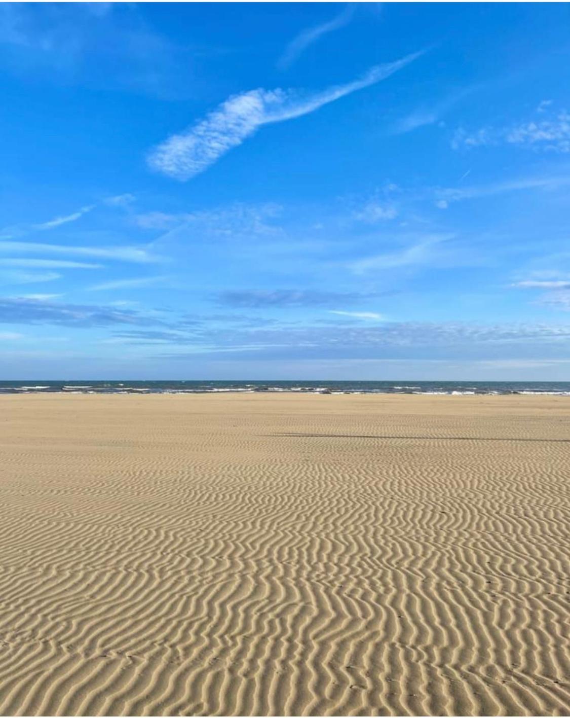 De Lux 3min From The Beach, Swimming Pool, Parking Apartment *