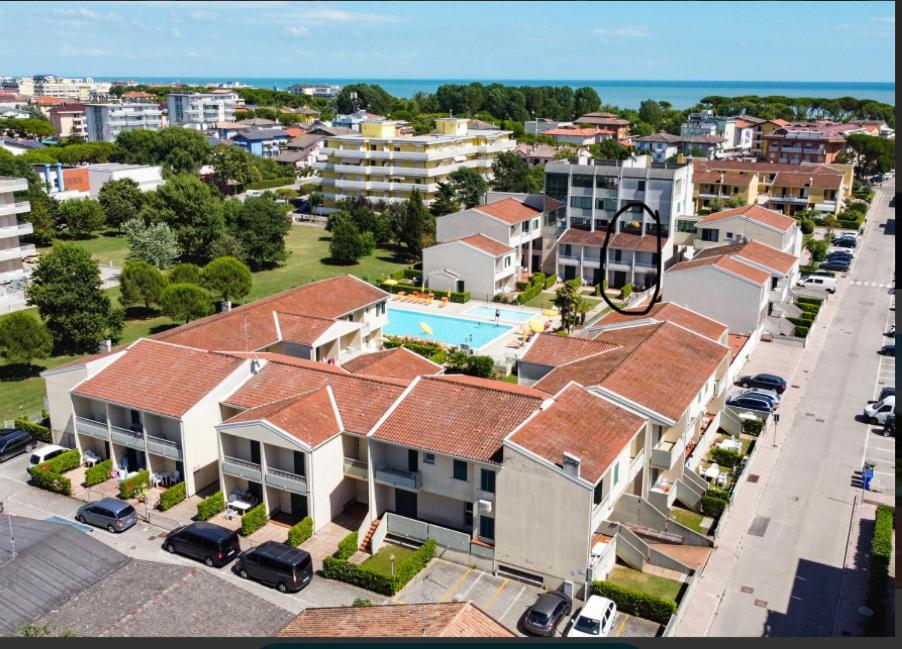 De Lux 3min From The Beach, Swimming Pool, Parking